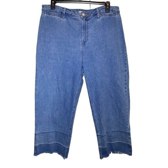 Old Navy women's plus size 18 released hem cropped jeans frayed hem high rise - Picture 1 of 6